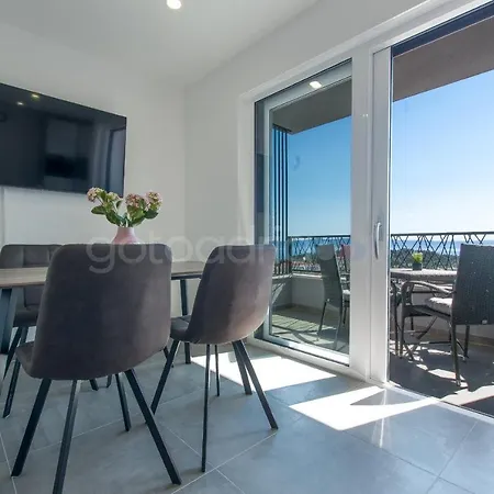 Sea View Diana Appartement *