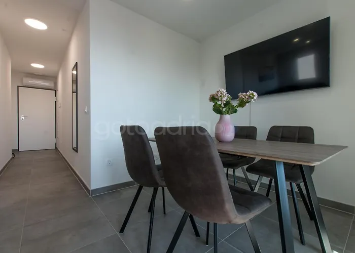 Sea View Diana Apartament